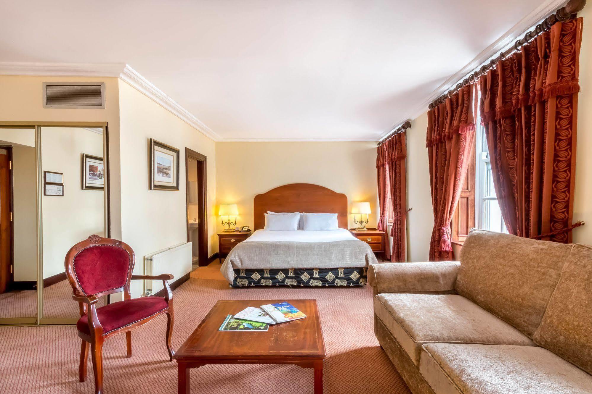 The Mont Hotel Dublin Exterior foto