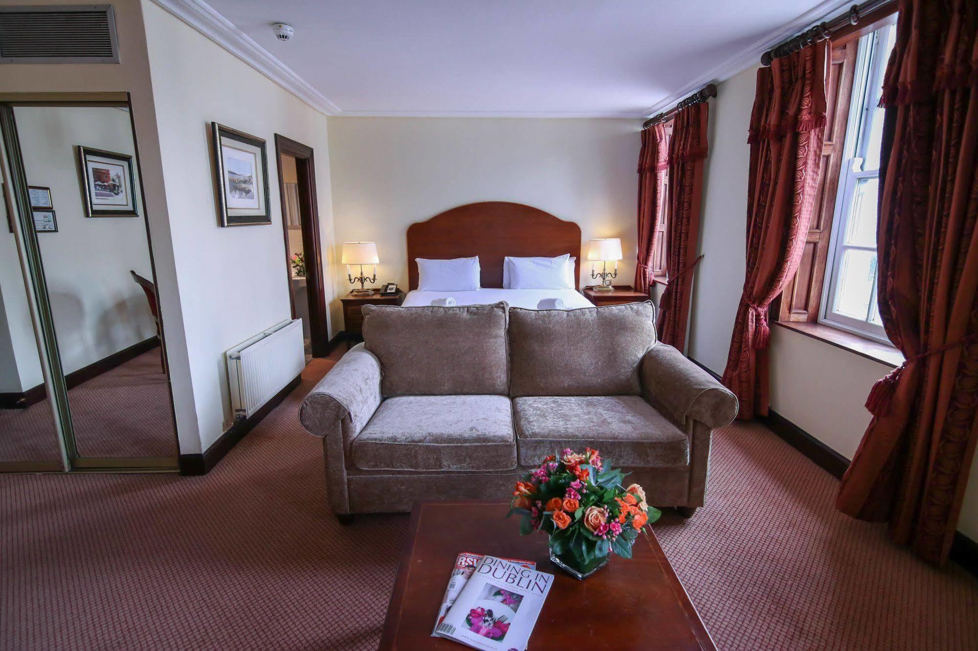 The Mont Hotel Dublin Exterior foto